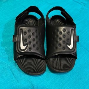 10 Black Toddler Nike Sunray - Good condition, no box, Smoke-free home